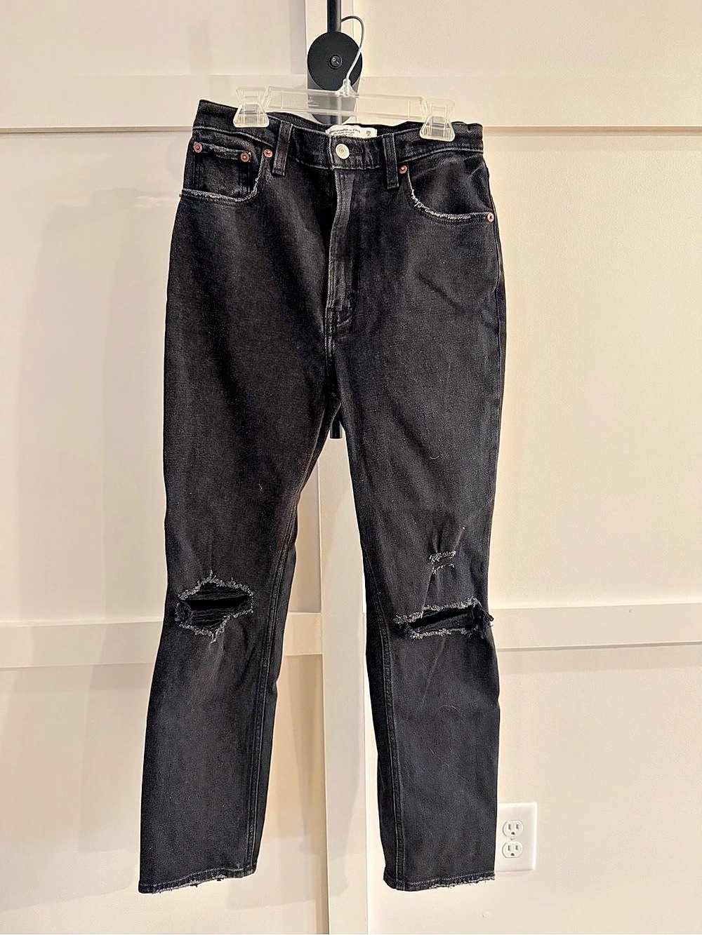Abercrombie & Fitch The Ankle Straight Ultra High Rise Jeans Black Waist 26/2R